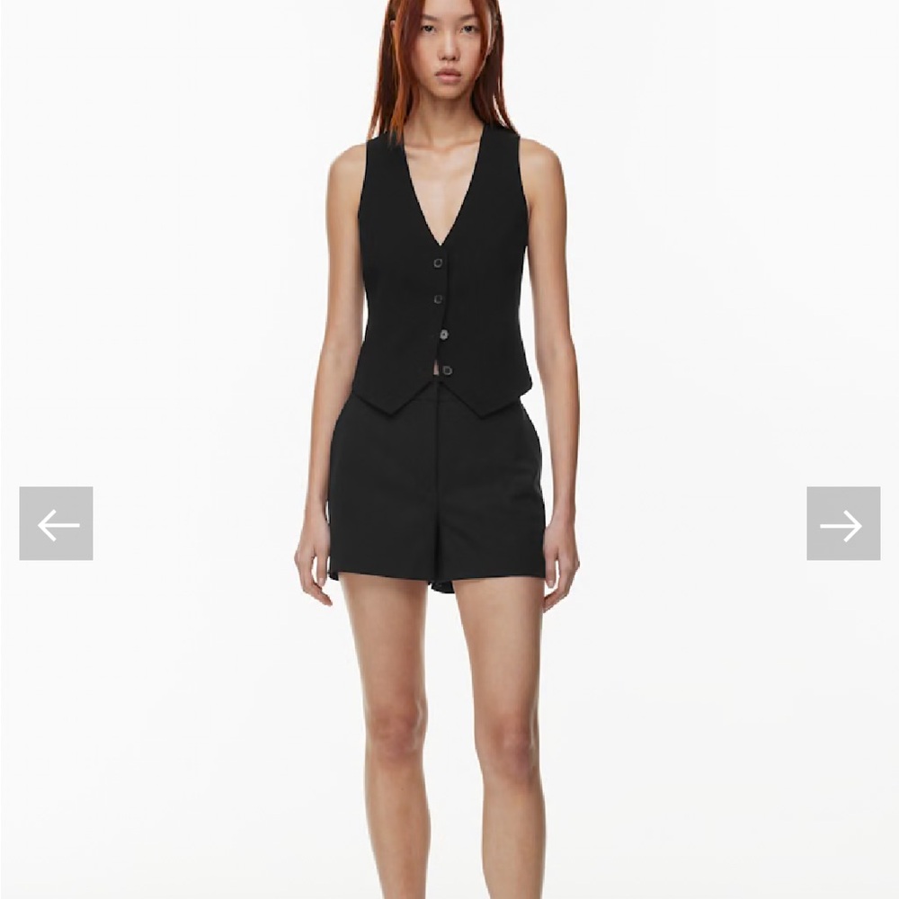 Babaton NWT Agency 5” Black Women's Shorts Sz 4